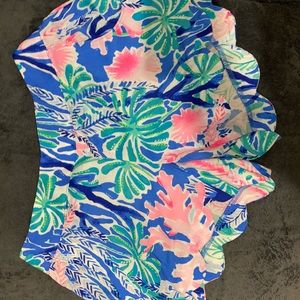 ***SOLD***Jet Stream Lilly Pulitzer Dahlia Shorts